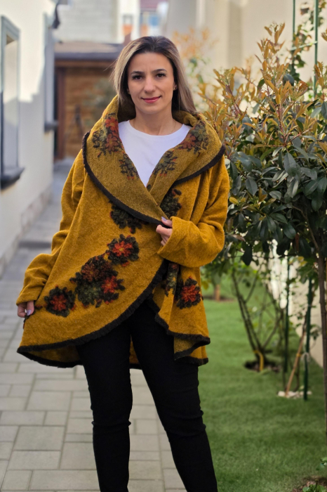 Cardigan Lana Fluture [2]