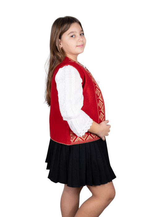 Vesta traditionala fetite Olguta [4]