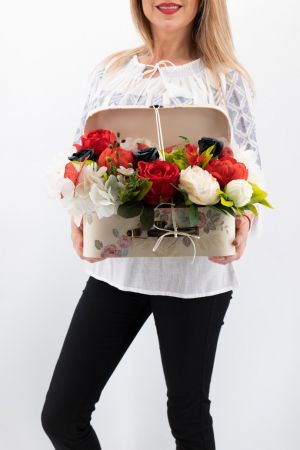 Aranjament floral - Valiza cu Flori - Mare [0]