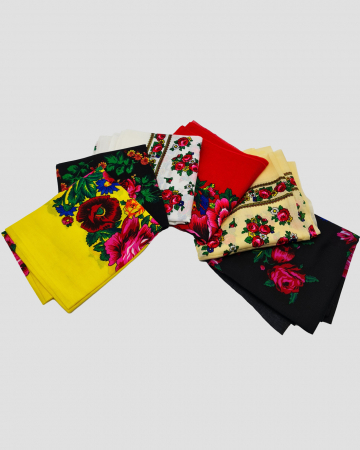 Batic Traditional cu Imprimeu Floral [2]