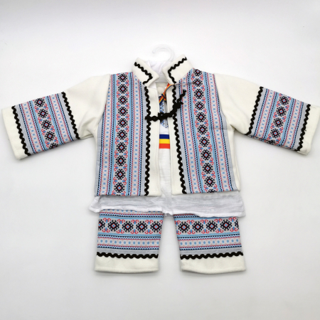 Compleu traditional baietel Daniel 3 [0]