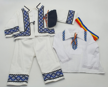 Compleu traditional baietel Darius 3 [1]