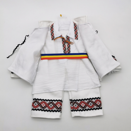 Compleu traditional baietel Daniel [1]