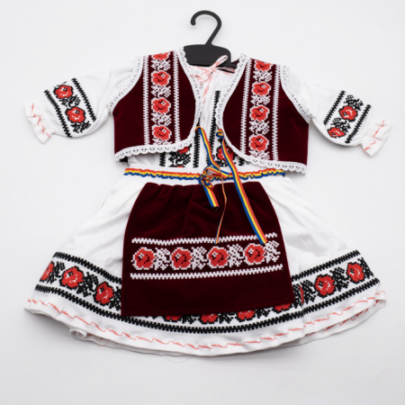 Compleu traditional bebelusi - 3-6 luni [1]