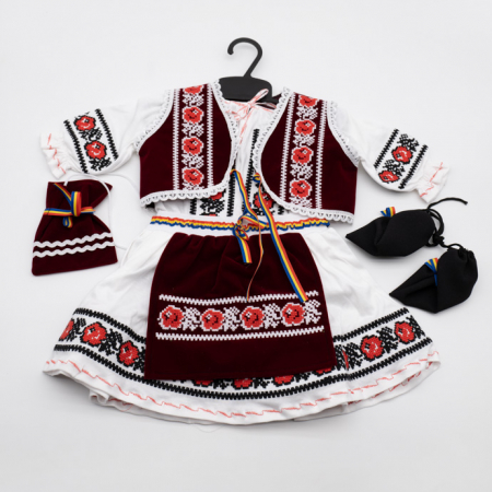 Compleu traditional bebelusi - 3-6 luni [0]