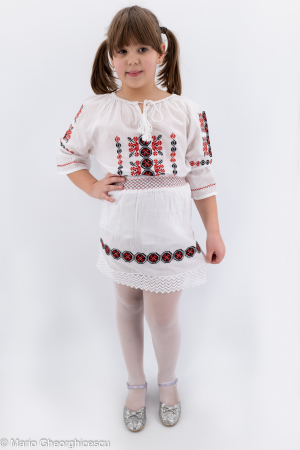 Compleu traditional fetite Florentina [3]