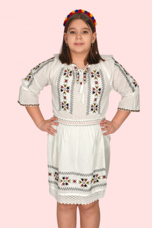 Compleu traditional fetite Raluca [2]