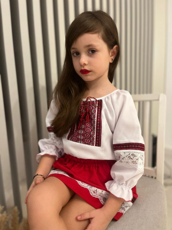 Compleu traditional fetita Natalia 10 [2]