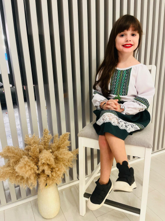 Compleu traditional fetita Natalia 9 [4]