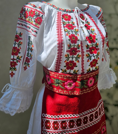Costum IE/Fusta/Brau si 2 Fote Olguta [3]