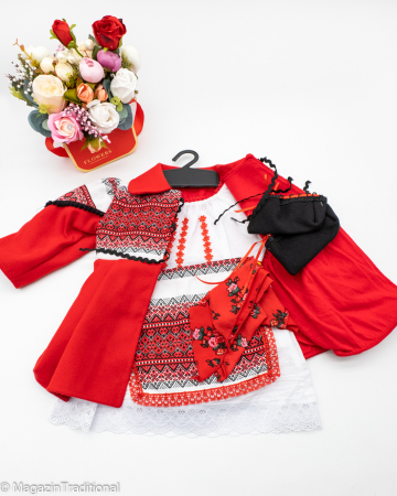 Costum traditional fetita - Palton/Rochita/Fota/Batic si Botosei [1]