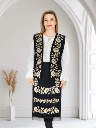 Costume Vesta si Fote traditionale - Costum Traditional Vesta si Fote Alina 3