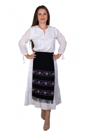 Costum Traditional Vesta si 2 Fote brodate Filipa 3 [1]