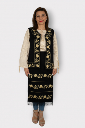 Femei - Costum Traditional Vesta si 2 Fote Alina 2