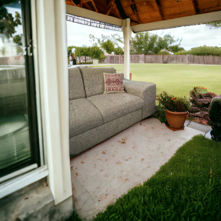 Fata de perna cu motive traditionale [2]