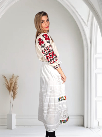 Fusta Brodata Doriana 4 [1]