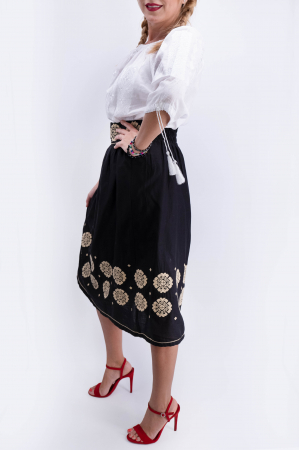 Fusta stilizata cu motive traditionale Ofelia 4 [2]