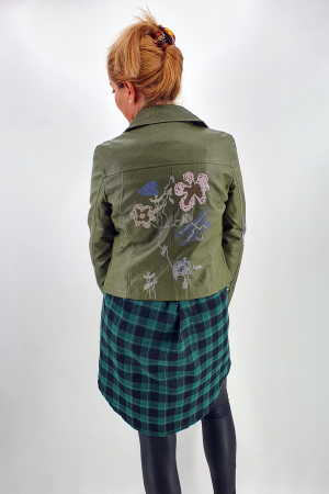 Geaca brodata Melinda 3 [2]