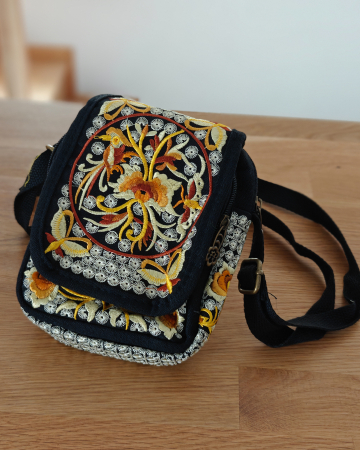 Femei - Geanta brodata traditional 14