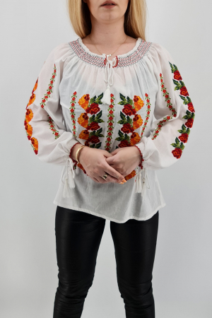 Ie Traditionala Cosmina [2]