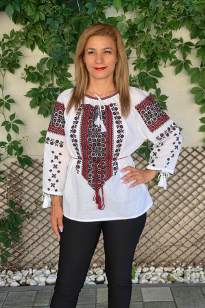 Ii Maneca 3/4 - Ie Traditionala Madalina 3