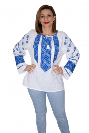 Ie Traditionala Antoneta 2 [1]