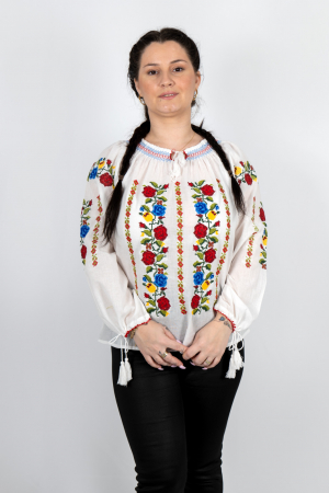 MEGA REDUCERI - Ie Traditionala Astrid 3