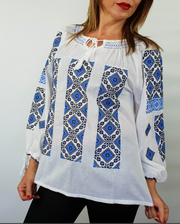 Ie Traditionala Antonia [3]