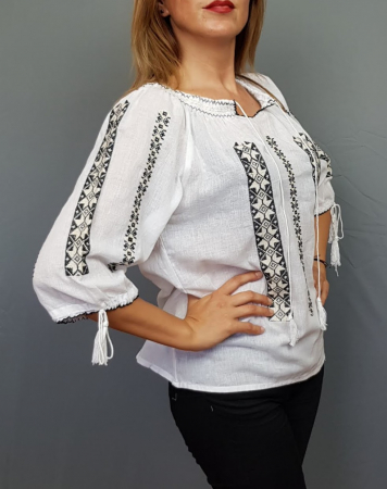 Ie Traditionala Sabina 2 [2]