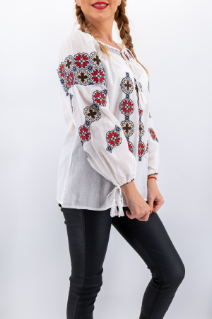 Ie Traditionala Bianca [1]