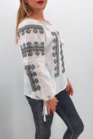 Ie Traditionala Camelia 7 [2]