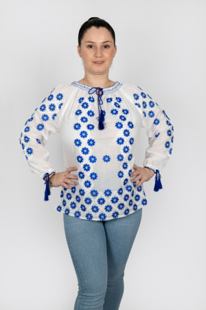 Ii Maneca Lunga - Ie Traditionala Edena