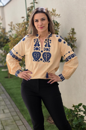 Ie Traditionala Casandra [7]