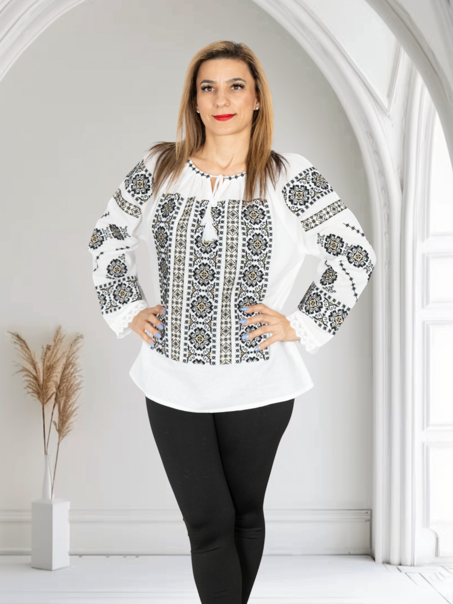 Ie Traditionala Cecilia 9 [1]