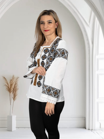 Ie Traditionala Cecilia 10 [3]