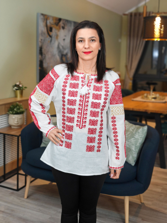Ii Maneca Lunga - Ie Traditionala Constantina