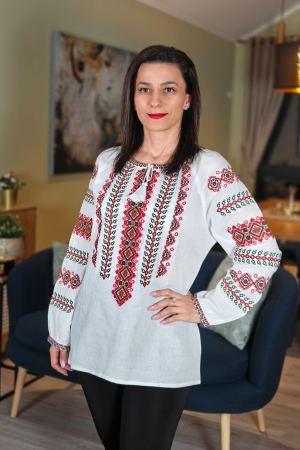 Ii Maneca Lunga - Ie Traditionala Codrina 2