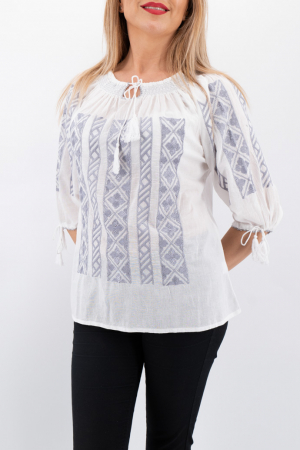 Ie Traditionala Codruta 13 [3]