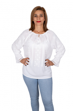 Ie Traditionala Codruta 47 [1]