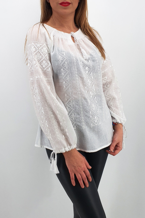 Ie Traditionala Codruta 6 [3]