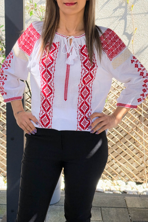 Ie Traditionala Constantina 4 [1]