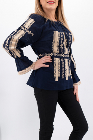 Ie Traditionala Corina 18 [1]