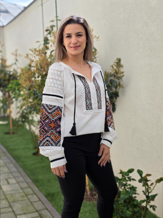 Ie Traditionala Doina [5]