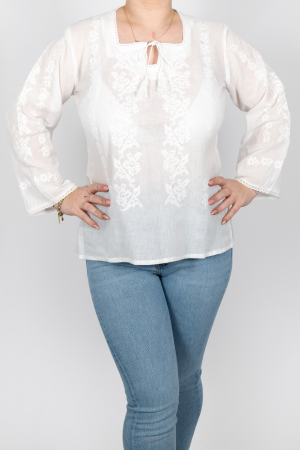 Ie Traditionala cu Codruta 26 [1]