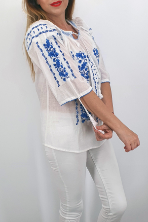 Ie Traditionala Luana [2]