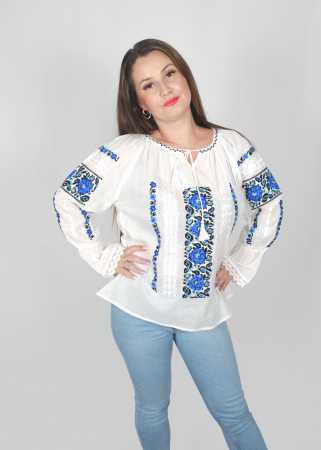 Ii Maneca Lunga - Ie Traditionala Fanica