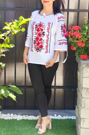 Ie Traditionala cu Trandafiri 8 [2]