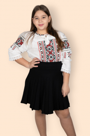 Ie traditionala fetite Melisa [0]