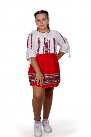 Ie traditionala fetite Antonela 3 [0]