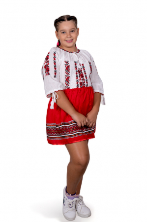 Ie traditionala fetite Antonela 3 [1]